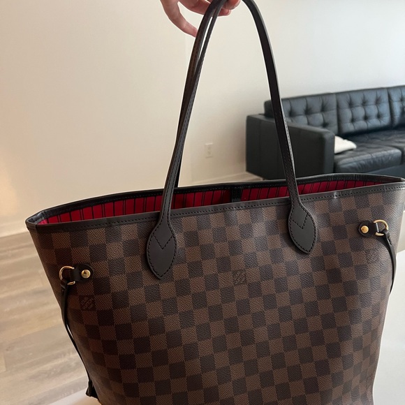 Authentic Louis Vuitton MM - Picture 6 of 6